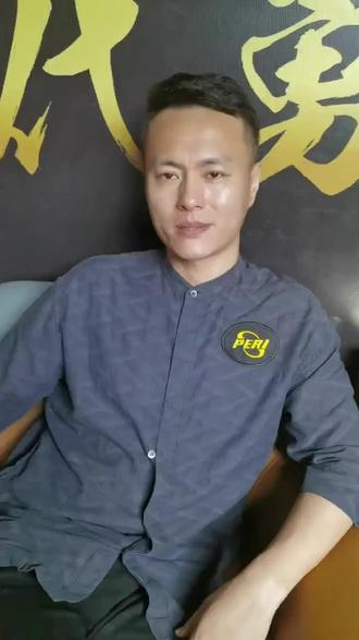 与预算的影 与预算的影